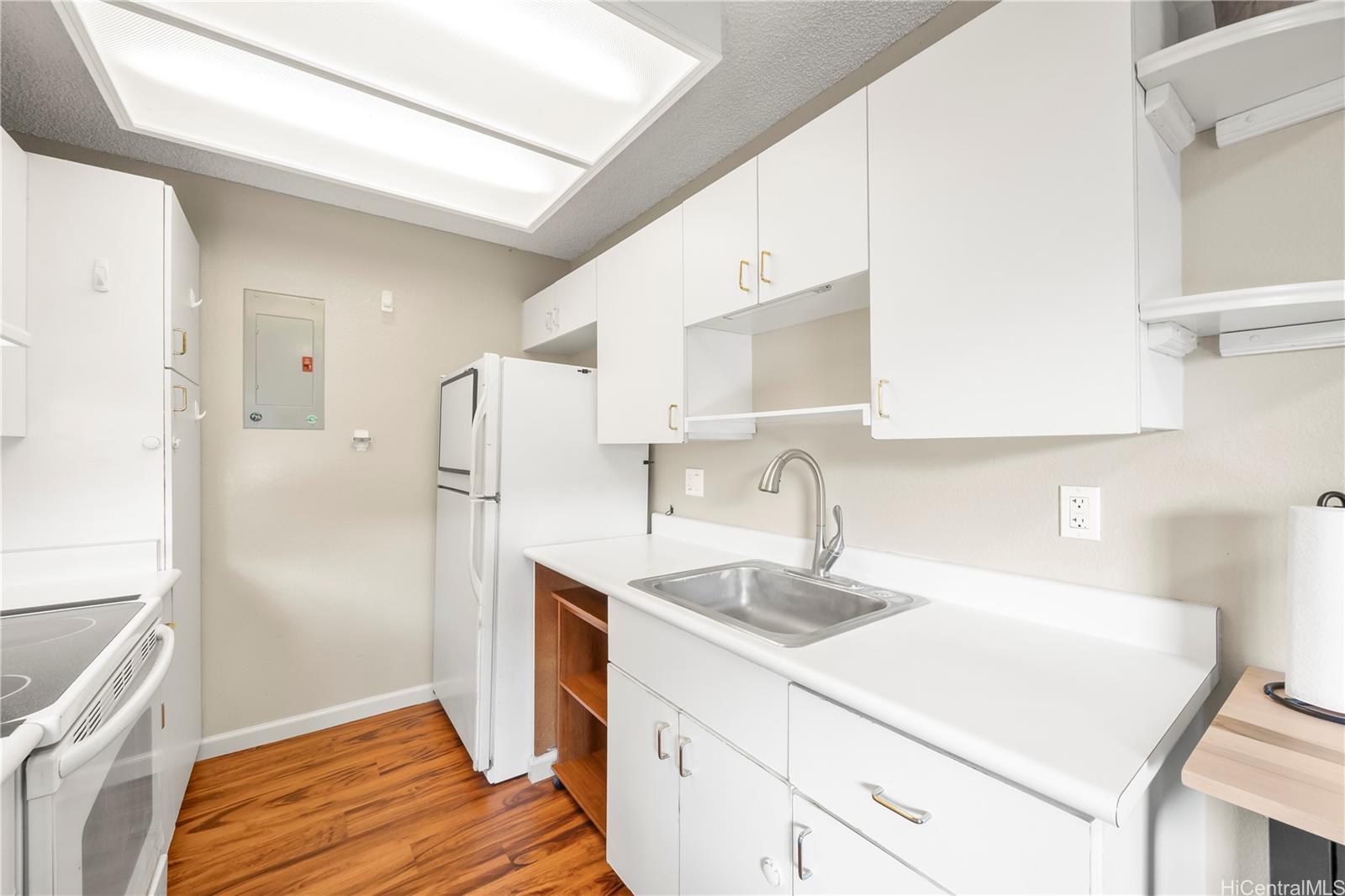 94-1441 Welina Loop townhouse # 5A, Waipahu, Hawaii - photo 6 of 25