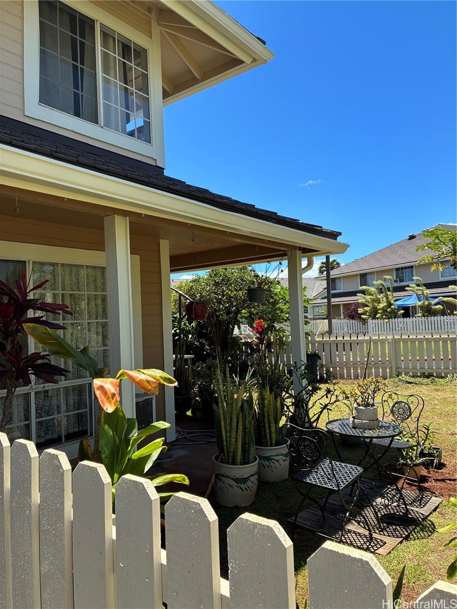 Villages At Waipio The condo # M102, Waipahu, Hawaii - photo 3 of 8
