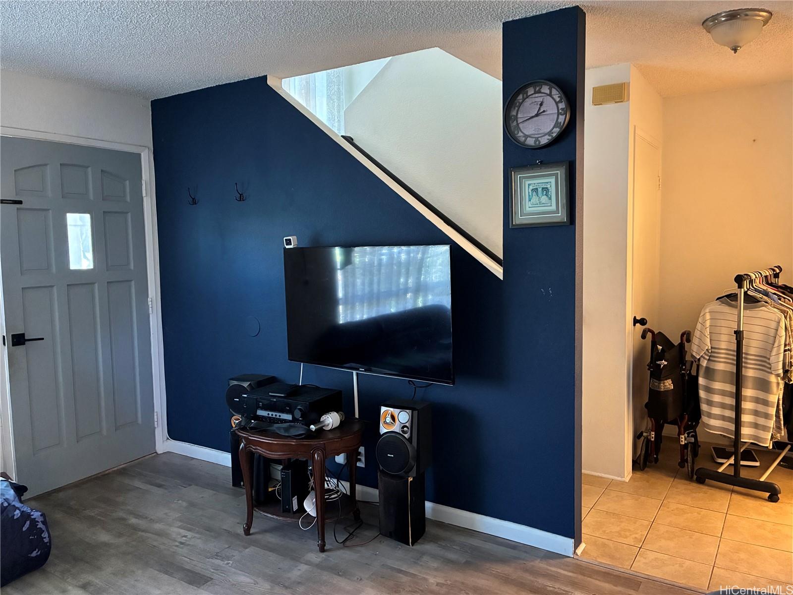 Villages At Waipio The condo # M102, Waipahu, Hawaii - photo 5 of 8