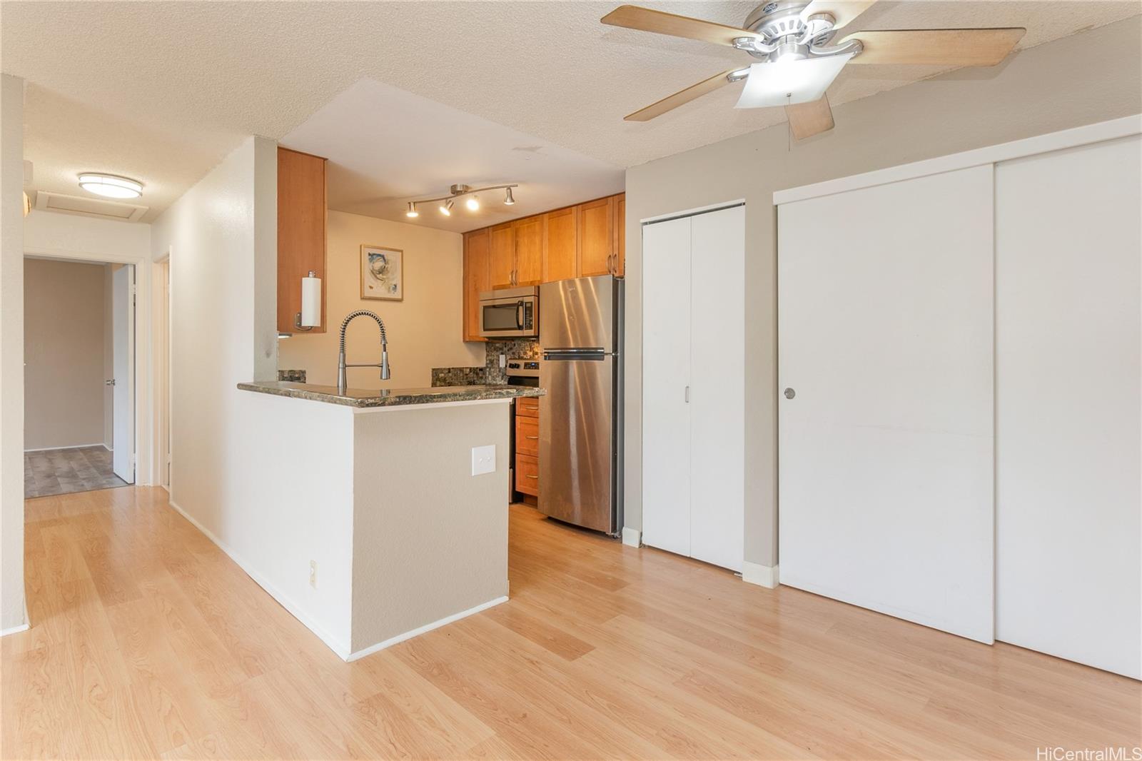 Villages At Waipio The condo # O203, Waipahu, Hawaii - photo 5 of 25