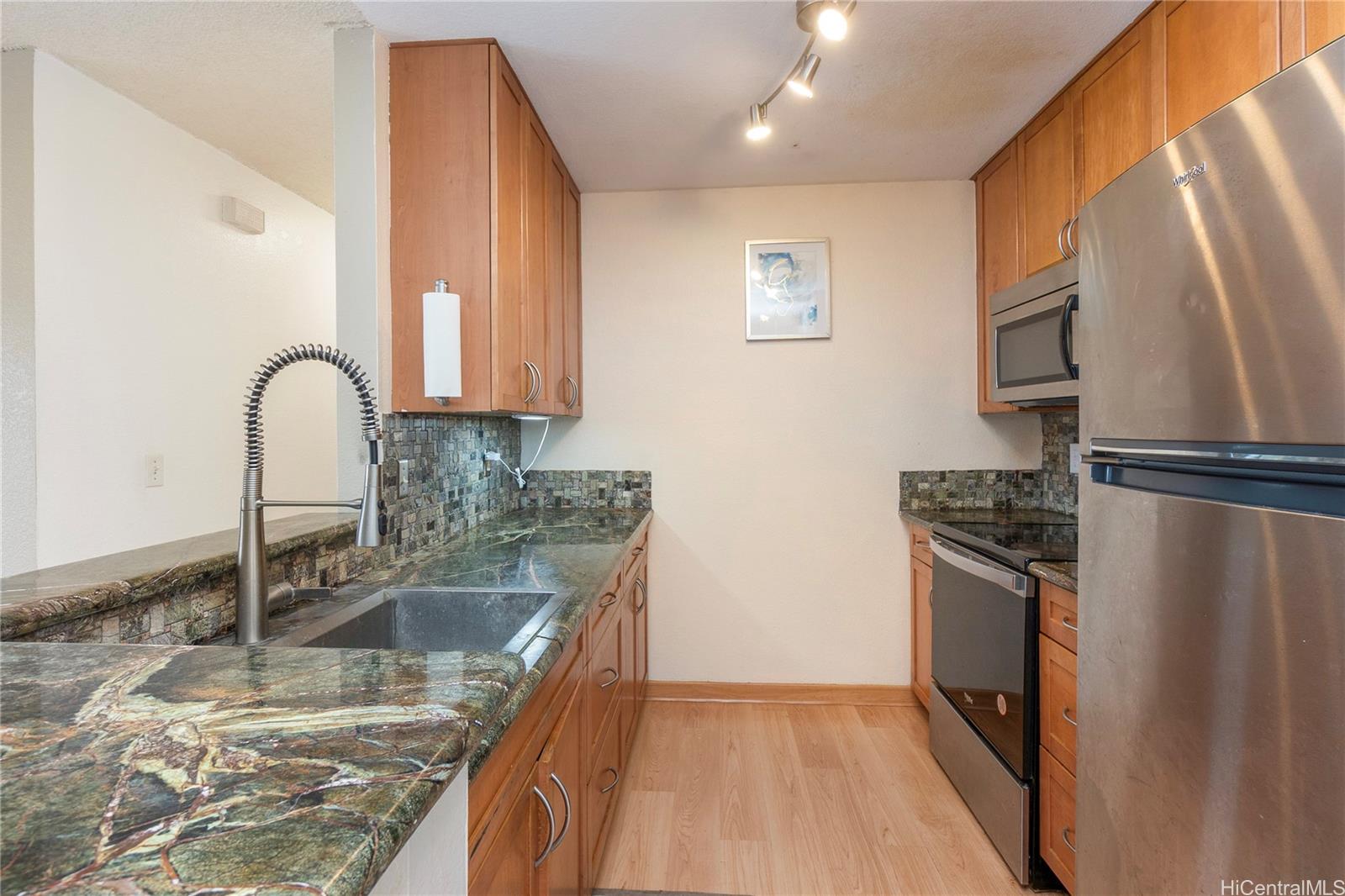 Villages At Waipio The condo # O203, Waipahu, Hawaii - photo 8 of 25