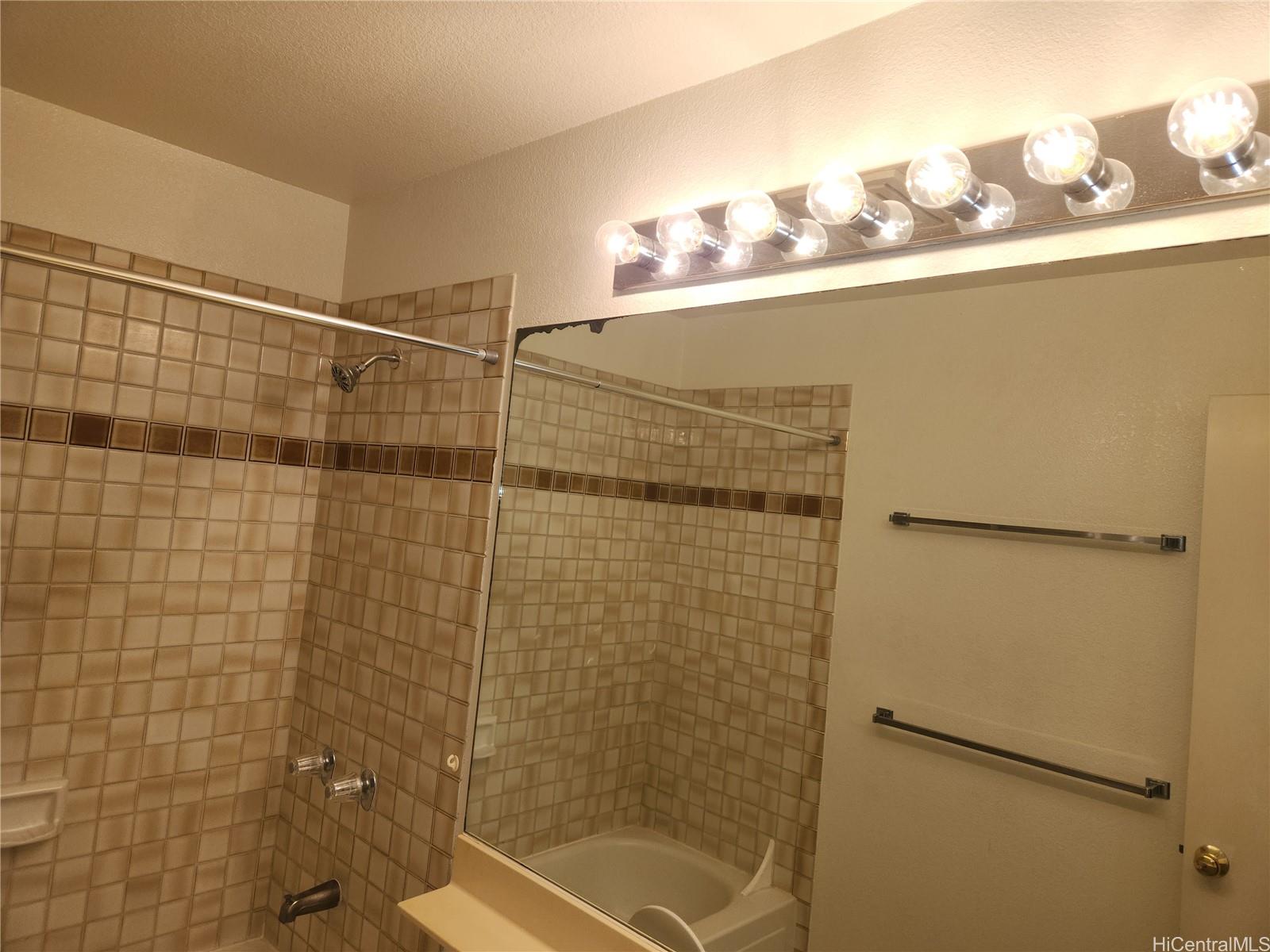 94-1461 Waipio Uka St Waipahu - Rental - photo 11 of 19