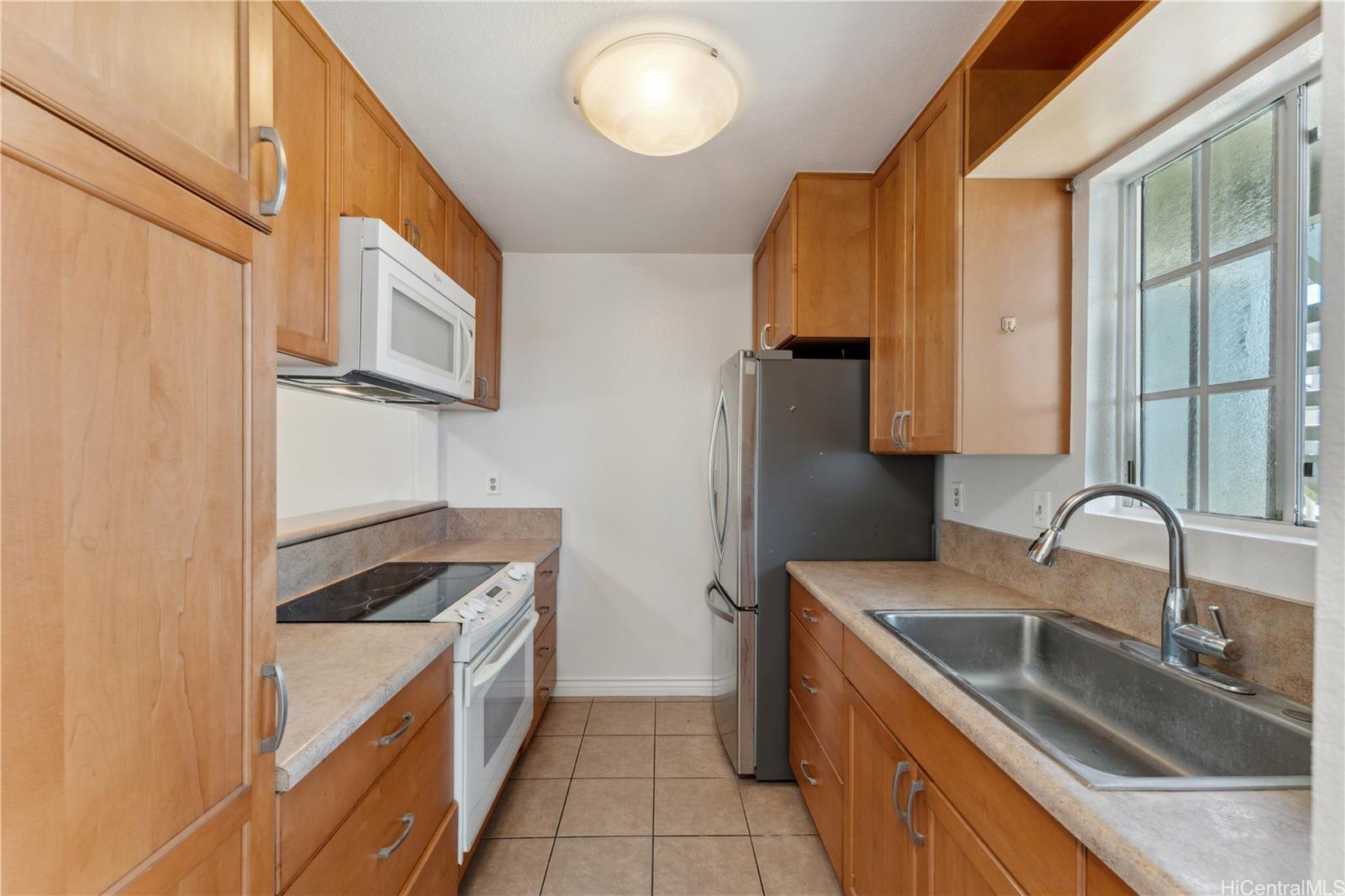 Villages At Waipio The condo # T103, Waipahu, Hawaii - photo 3 of 22