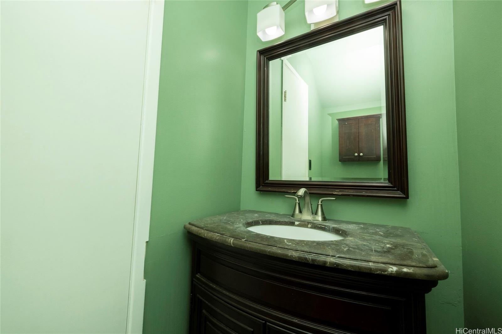 MTA townhouse # 513, Mililani, Hawaii - photo 20 of 24