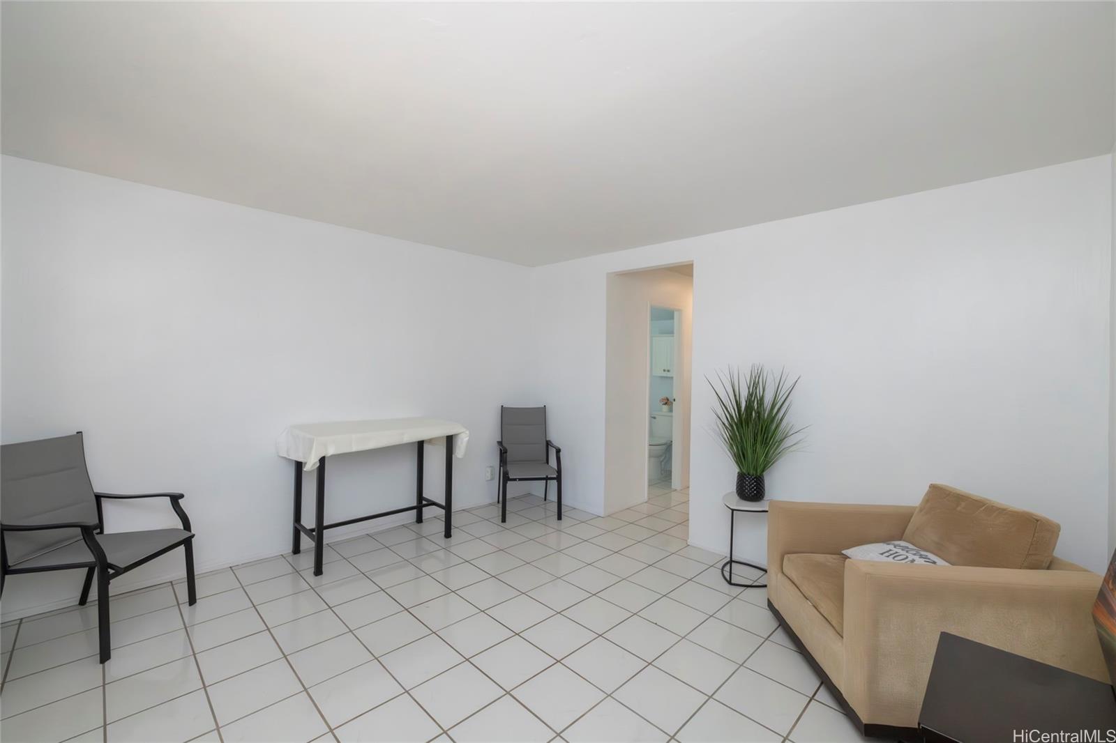 MTA townhouse # 513, Mililani, Hawaii - photo 3 of 24