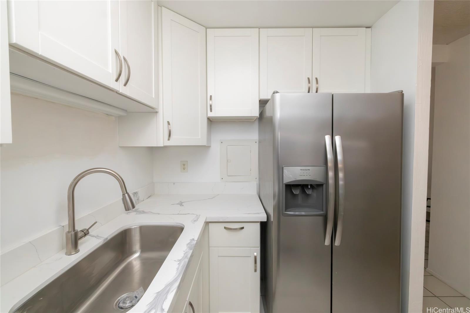 MTA townhouse # 513, Mililani, Hawaii - photo 4 of 24