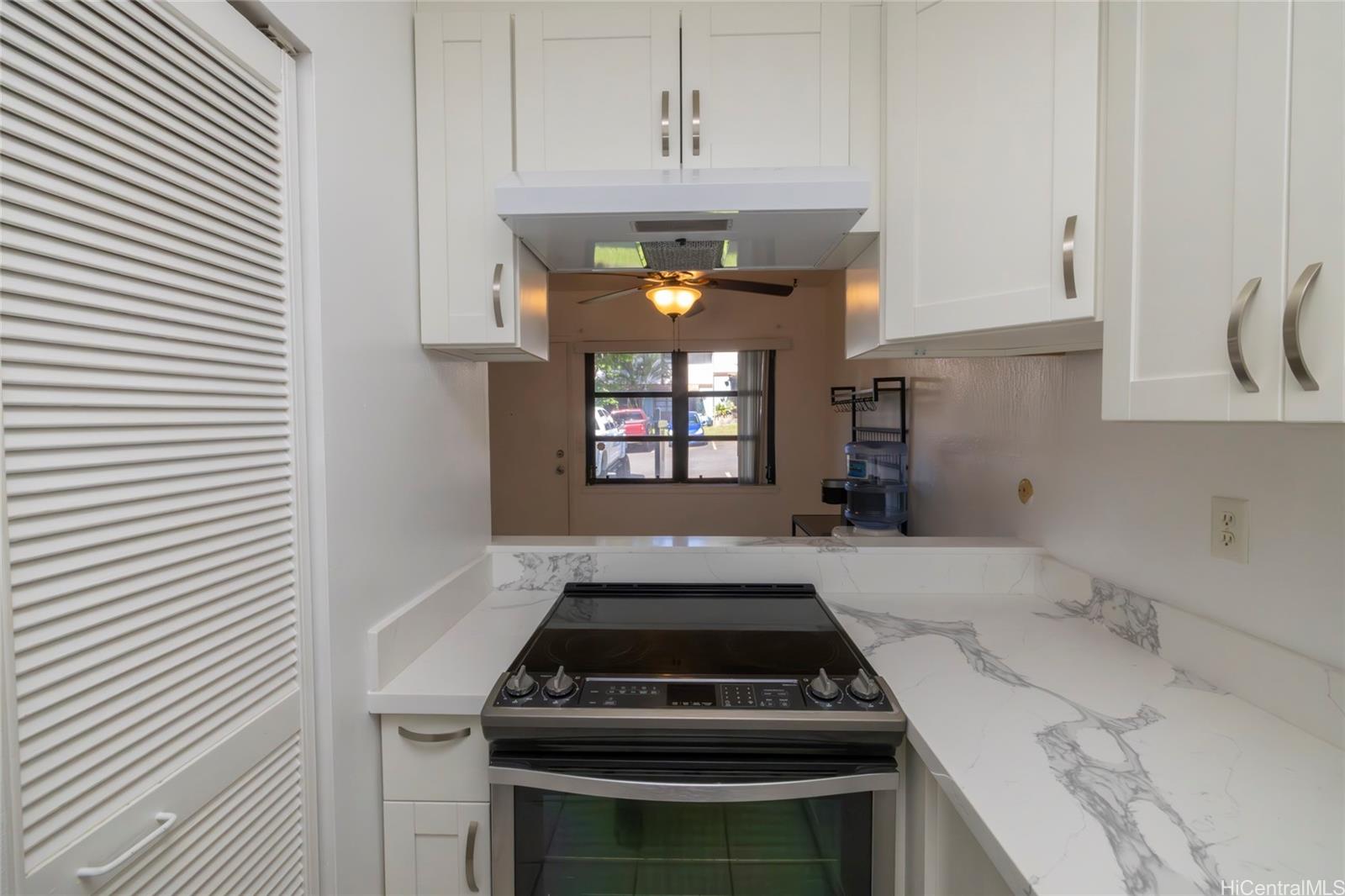 MTA townhouse # 513, Mililani, Hawaii - photo 6 of 24