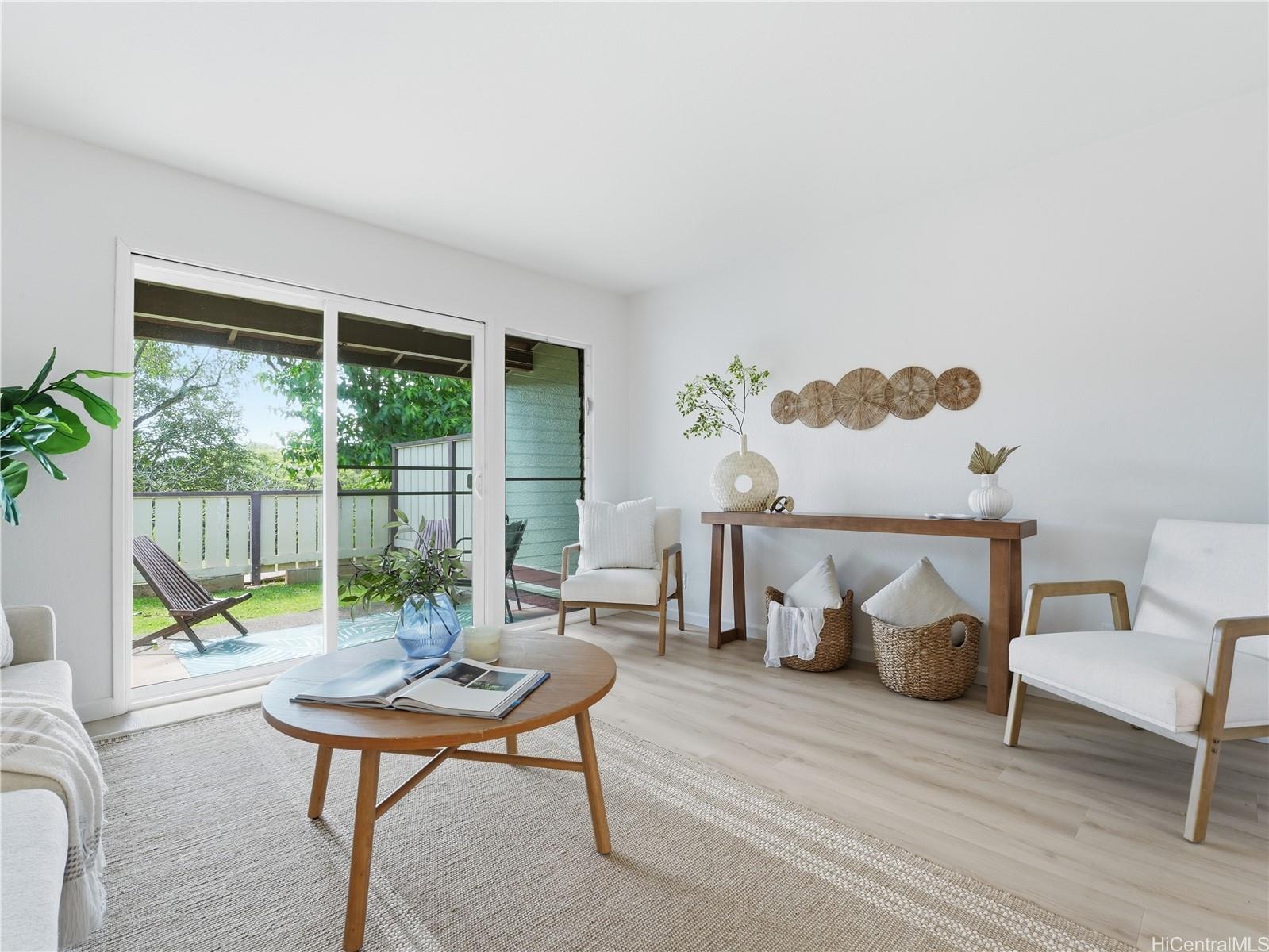 94-1486 Lanikuhana Ave townhouse # 503, Mililani, Hawaii - photo 4 of 24