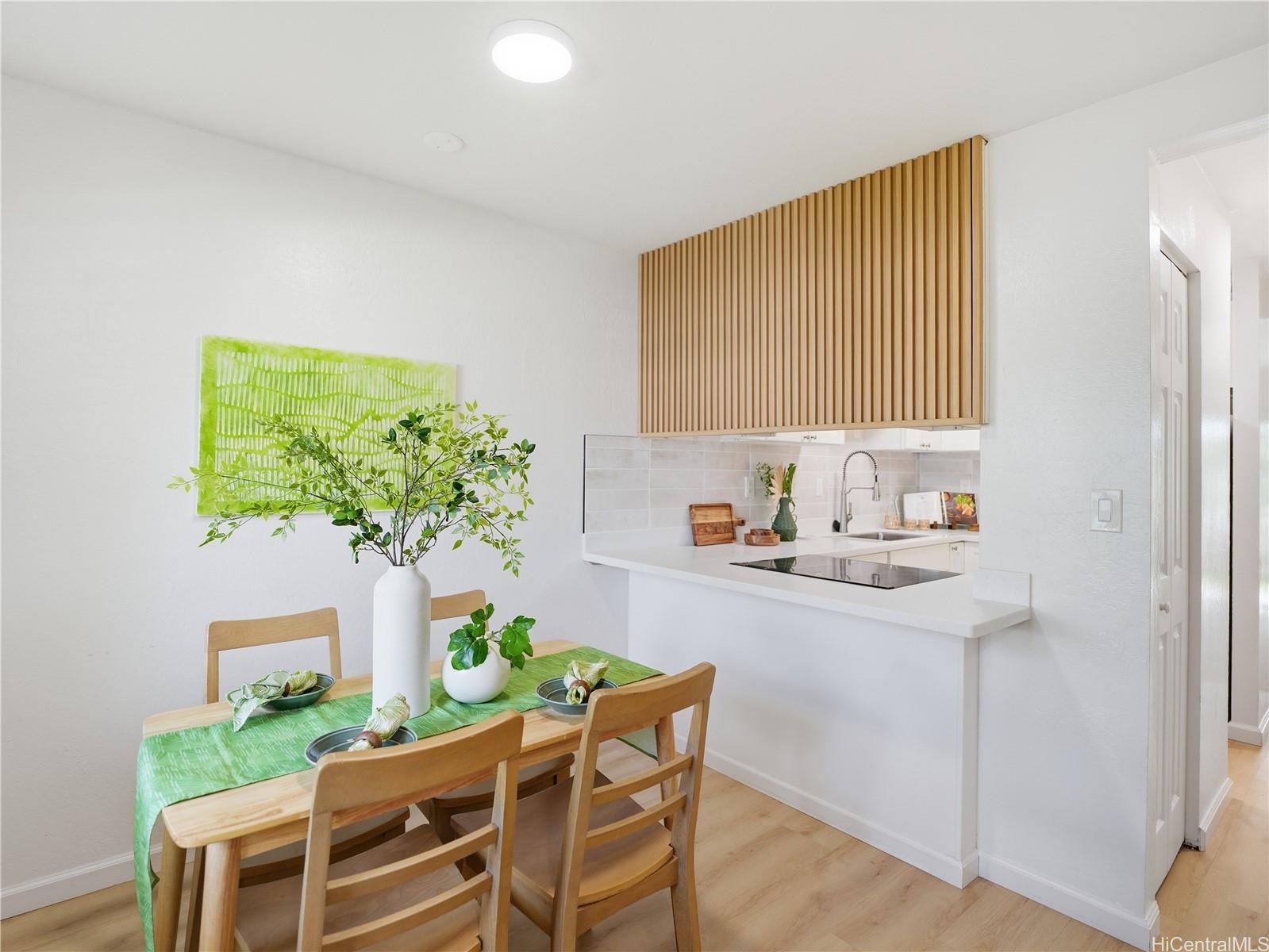 94-1486 Lanikuhana Ave townhouse # 503, Mililani, Hawaii - photo 6 of 24