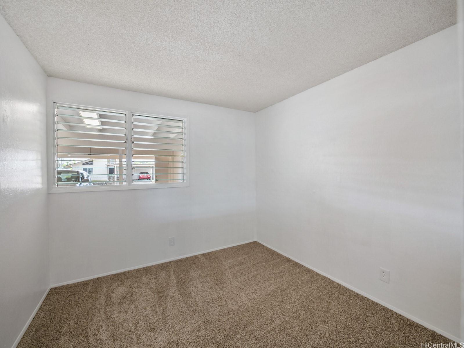 94-151  Kiaha Loop Mililani Area, Central home - photo 24 of 25