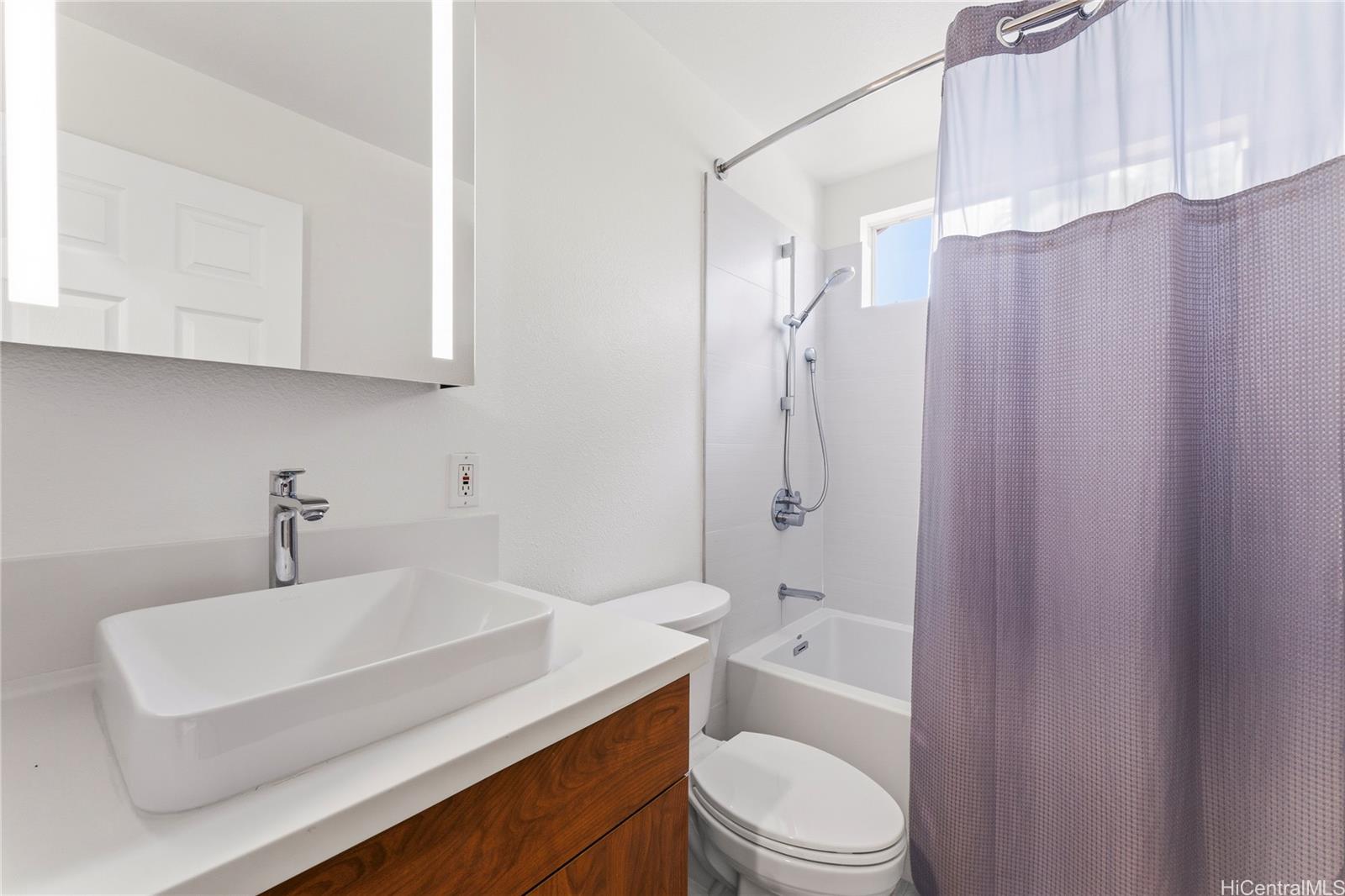 94-199  Iokoo Place Waikele, Waipahu home - photo 12 of 25