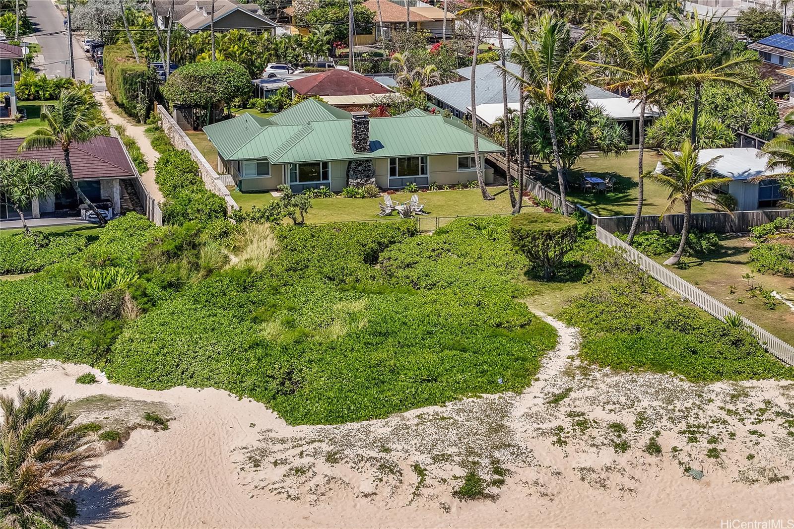 942  Mokulua Drive Lanikai, Kailua home - photo 2 of 25