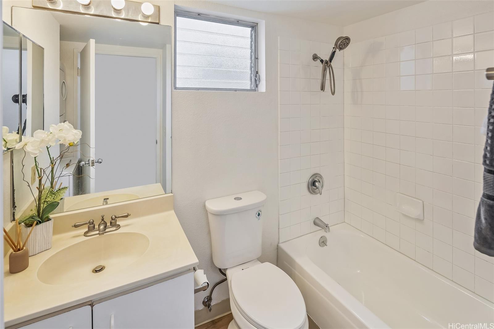 Hookumu At Waikele townhouse # A-101, Waipahu, Hawaii - photo 10 of 13