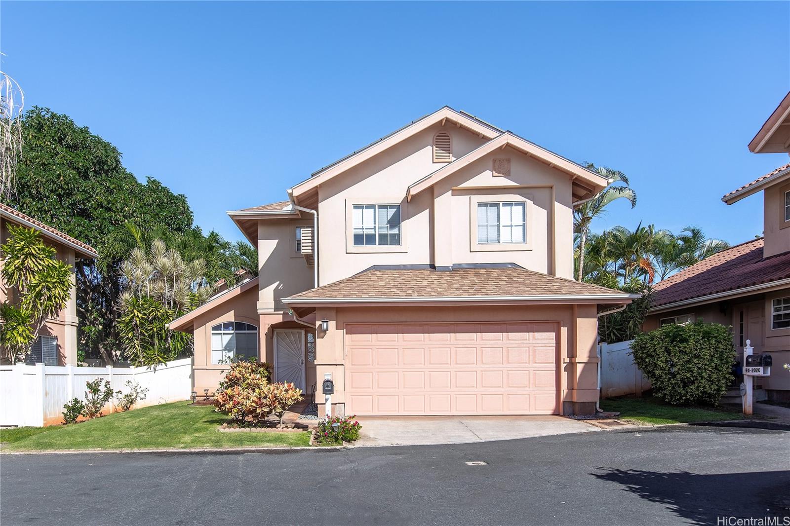 94202B Loku Place 114, Waipahu, Hi 96797 Waikele