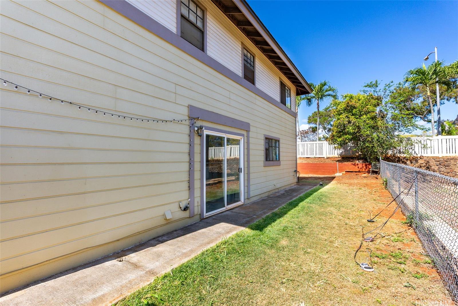 94-204  Kaiholena Place Royal Kunia, Waipahu home - photo 3 of 23