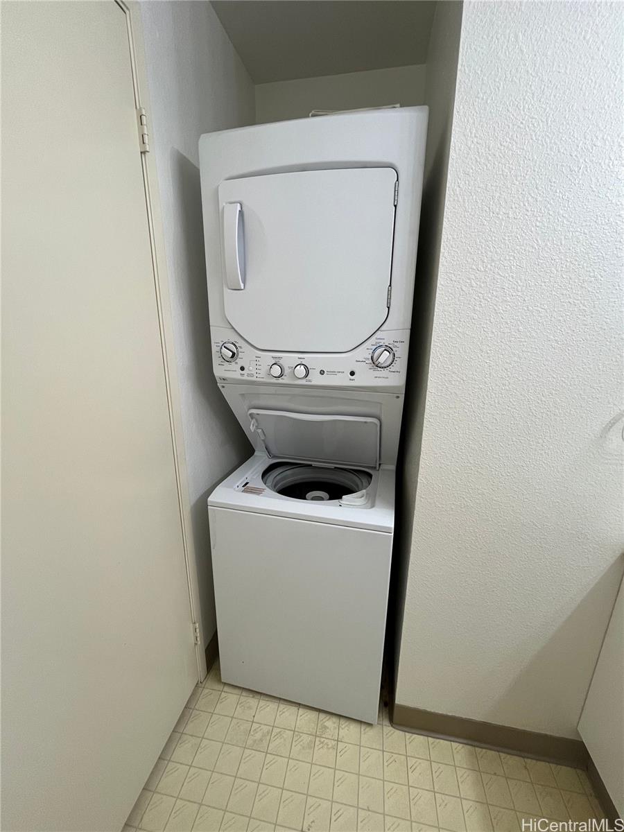 94-207 Paioa Place Waipahu - Rental - photo 9 of 11