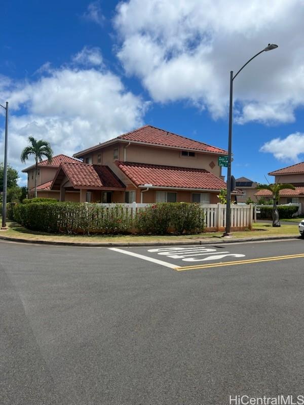 94-211 B  Loku Place Waikele, Waipahu home - photo 3 of 7