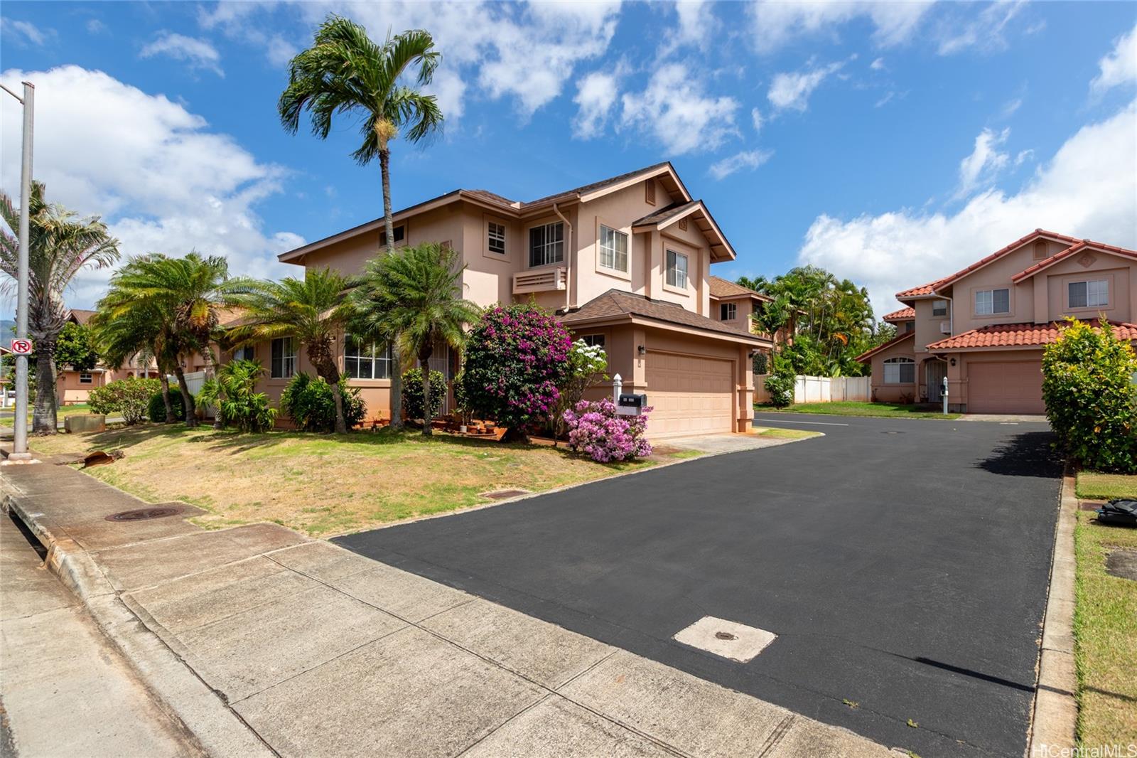 94-212  Huewai Place Waikele, Waipahu home - photo 24 of 24