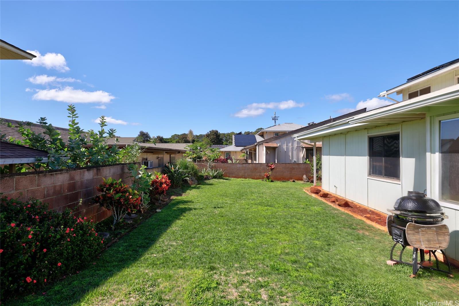 94-216  Hokulewa Loop Mililani Area, Central home - photo 22 of 25