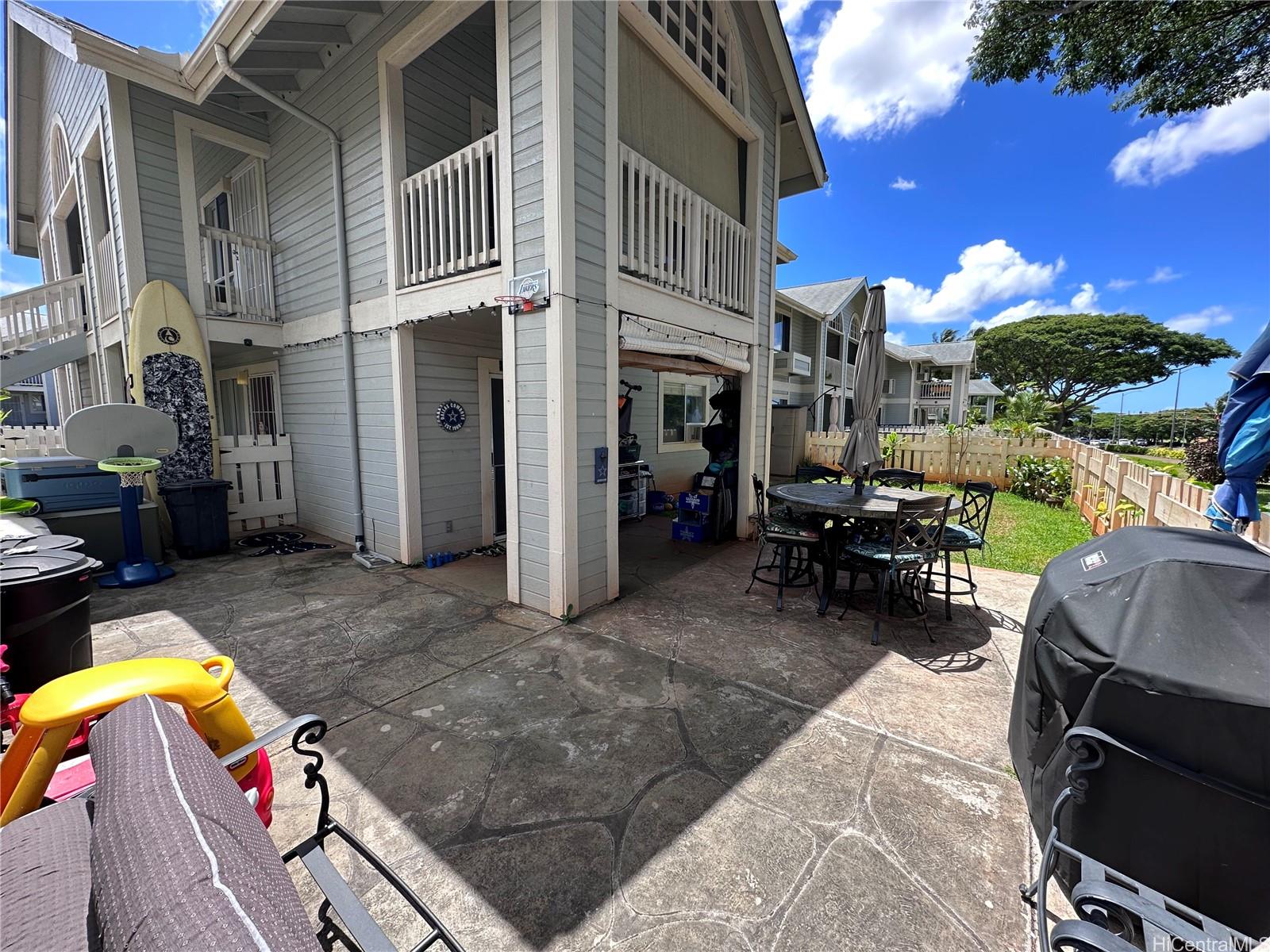 94-219 Paioa Pl Waipahu - Rental - photo 12 of 13