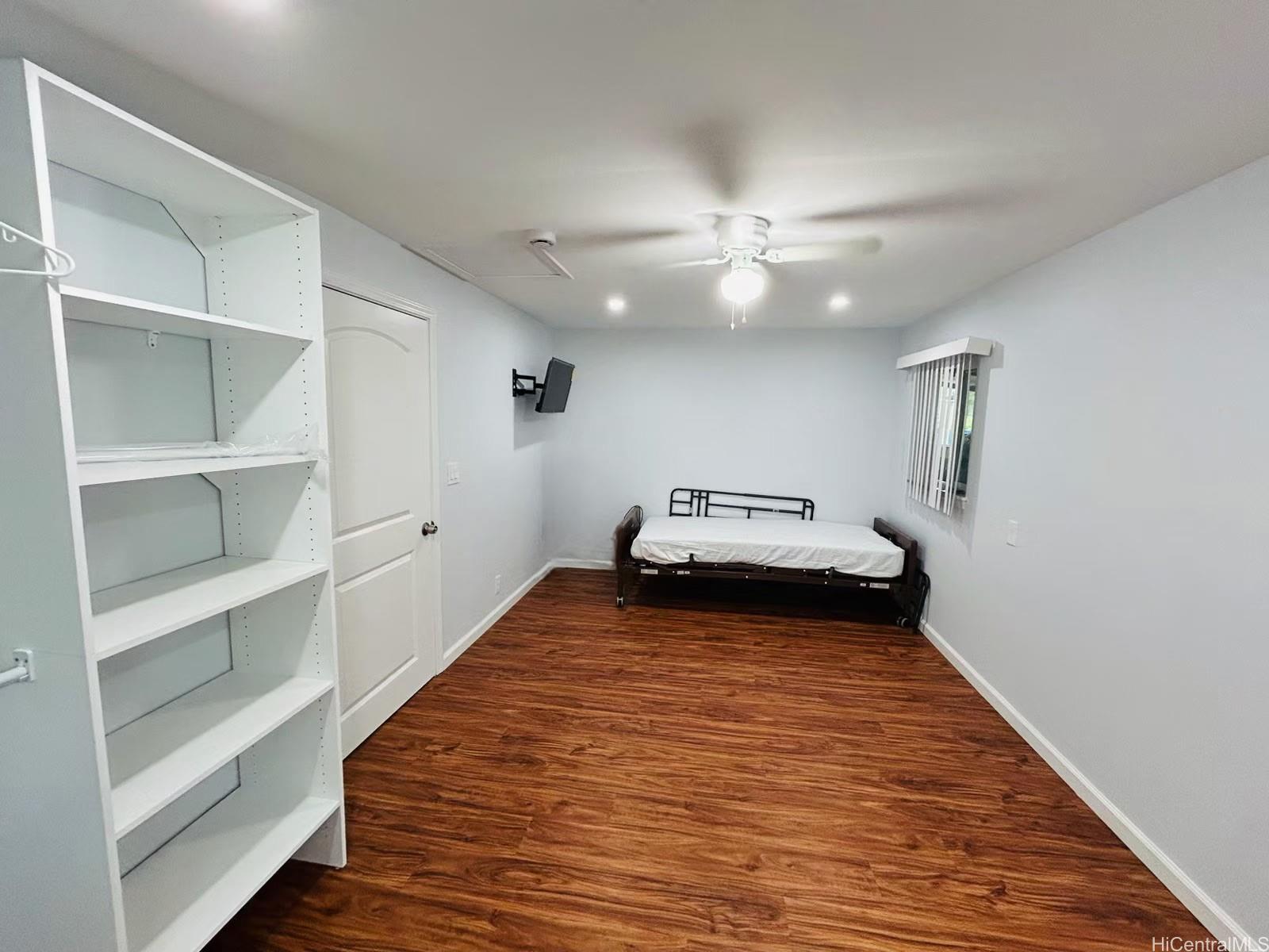 94-220  Waipahu Street Robinson Heights, Waipahu home - photo 12 of 23