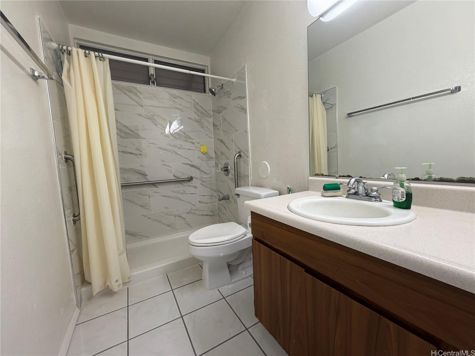 94-226 Kumumao Place Mililani - Rental - photo 5 of 10