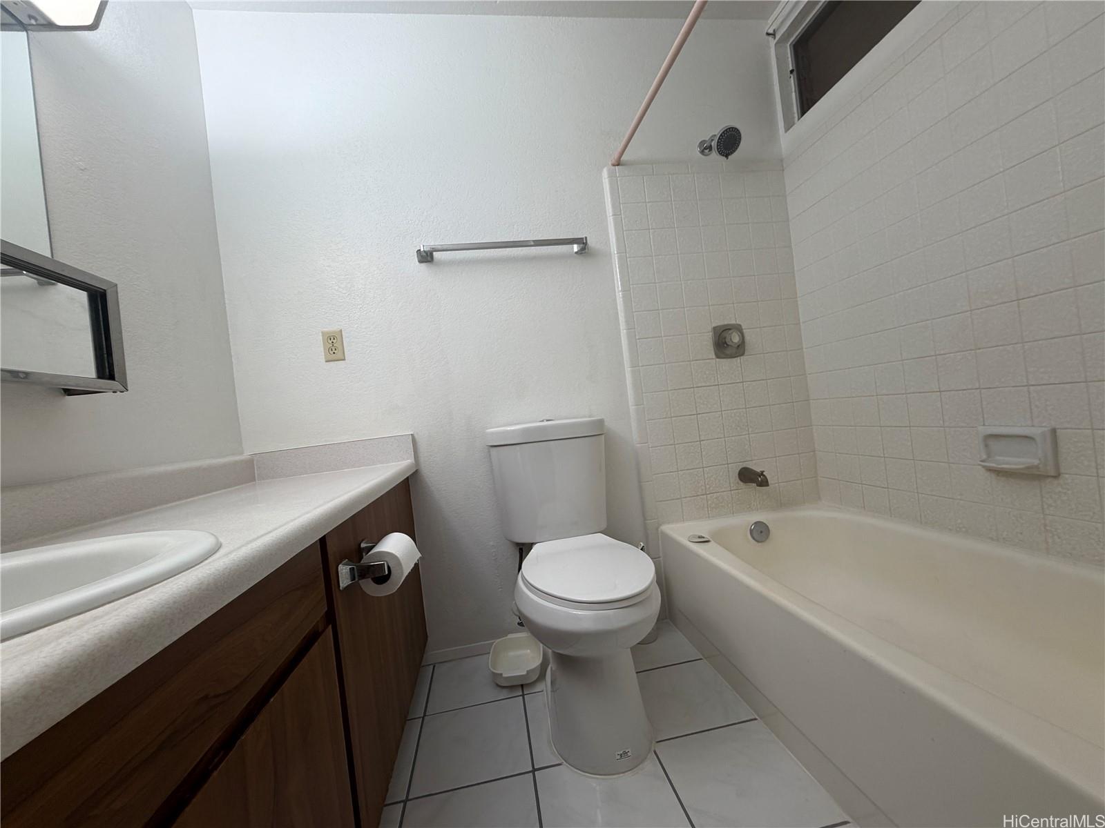 94-226 Kumumao Place Mililani - Rental - photo 9 of 10