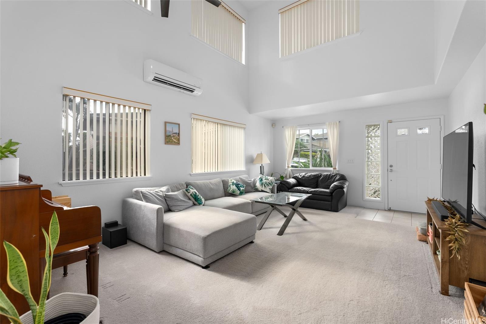 94-230  Haea Place Royal Kunia, Waipahu home - photo 2 of 25