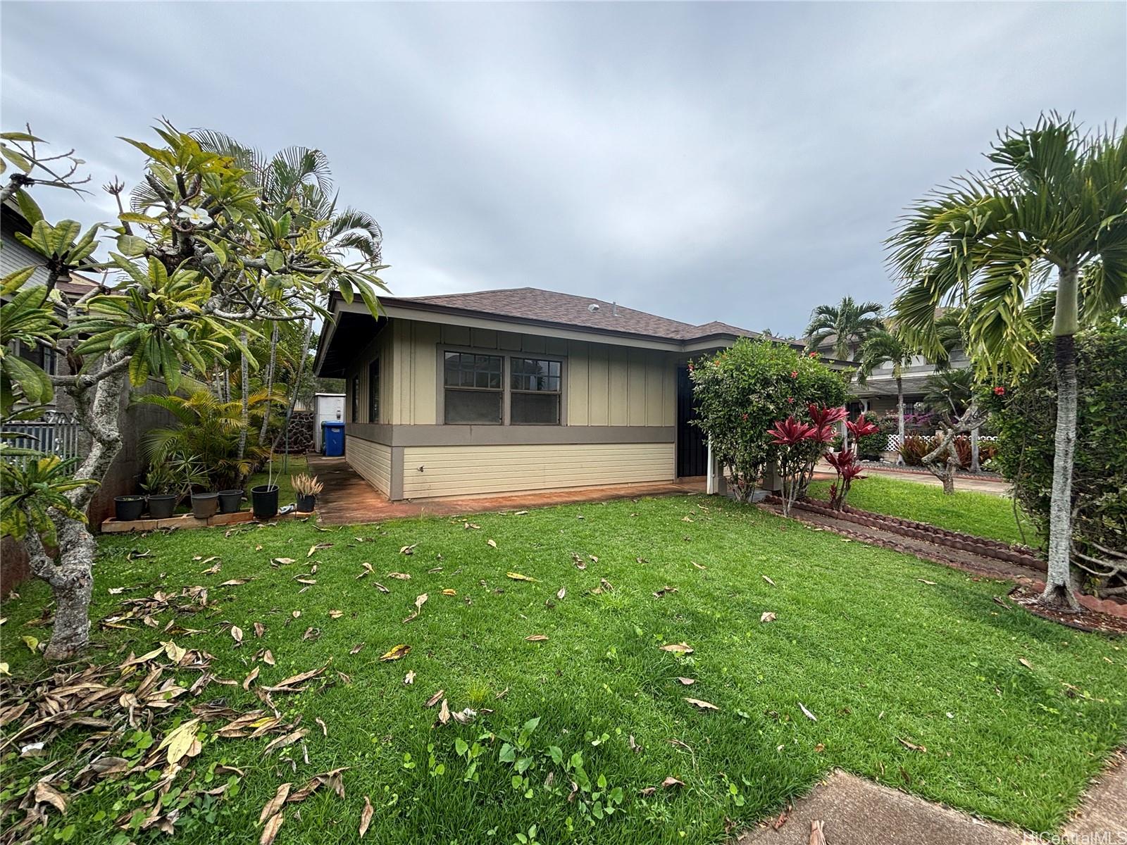94-230 Kaiholena Place Waipahu - Rental - photo 15 of 15