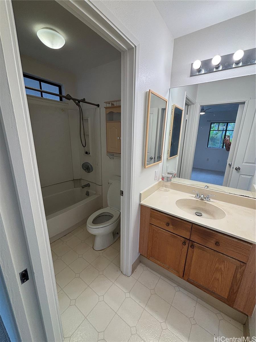 94-230 Kaiholena Place Waipahu - Rental - photo 9 of 15