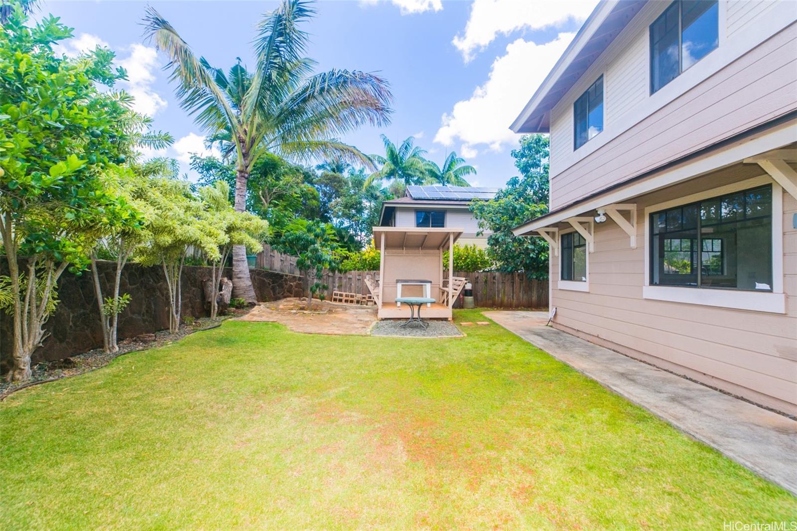 94-236  Kaiholena Place Royal Kunia, Waipahu home - photo 24 of 25