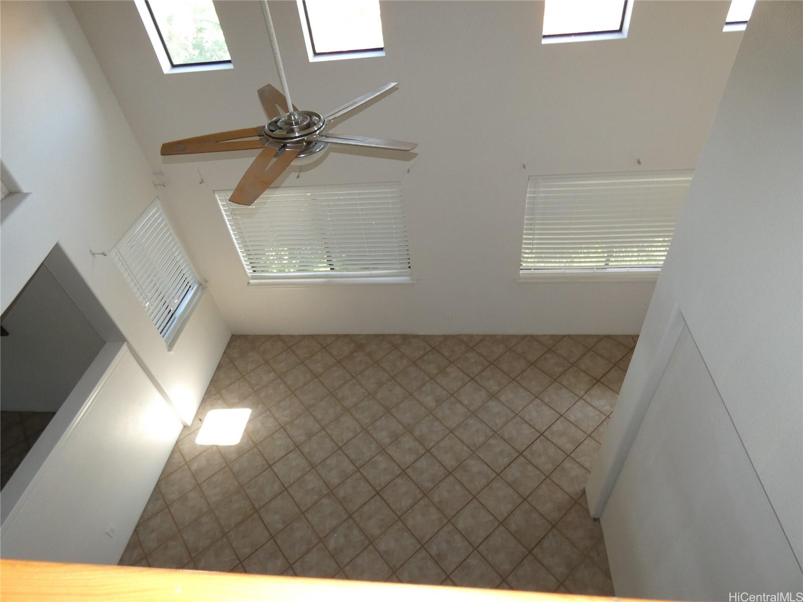 94-240  Anapau Pl Waikele, Waipahu home - photo 14 of 17