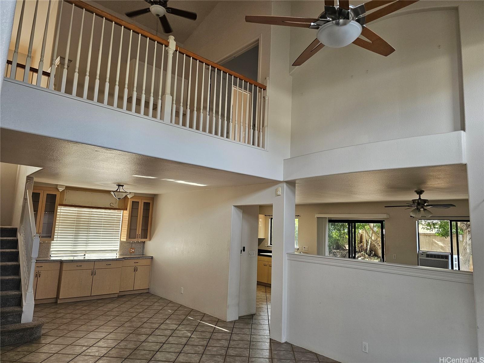 94-240  Anapau Place Waikele, Waipahu home - photo 5 of 22