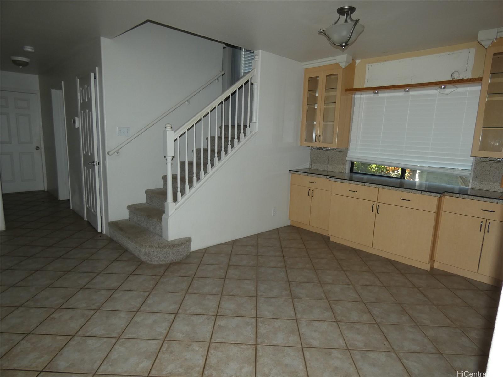 94-240  Anapau Pl Waikele, Waipahu home - photo 7 of 17