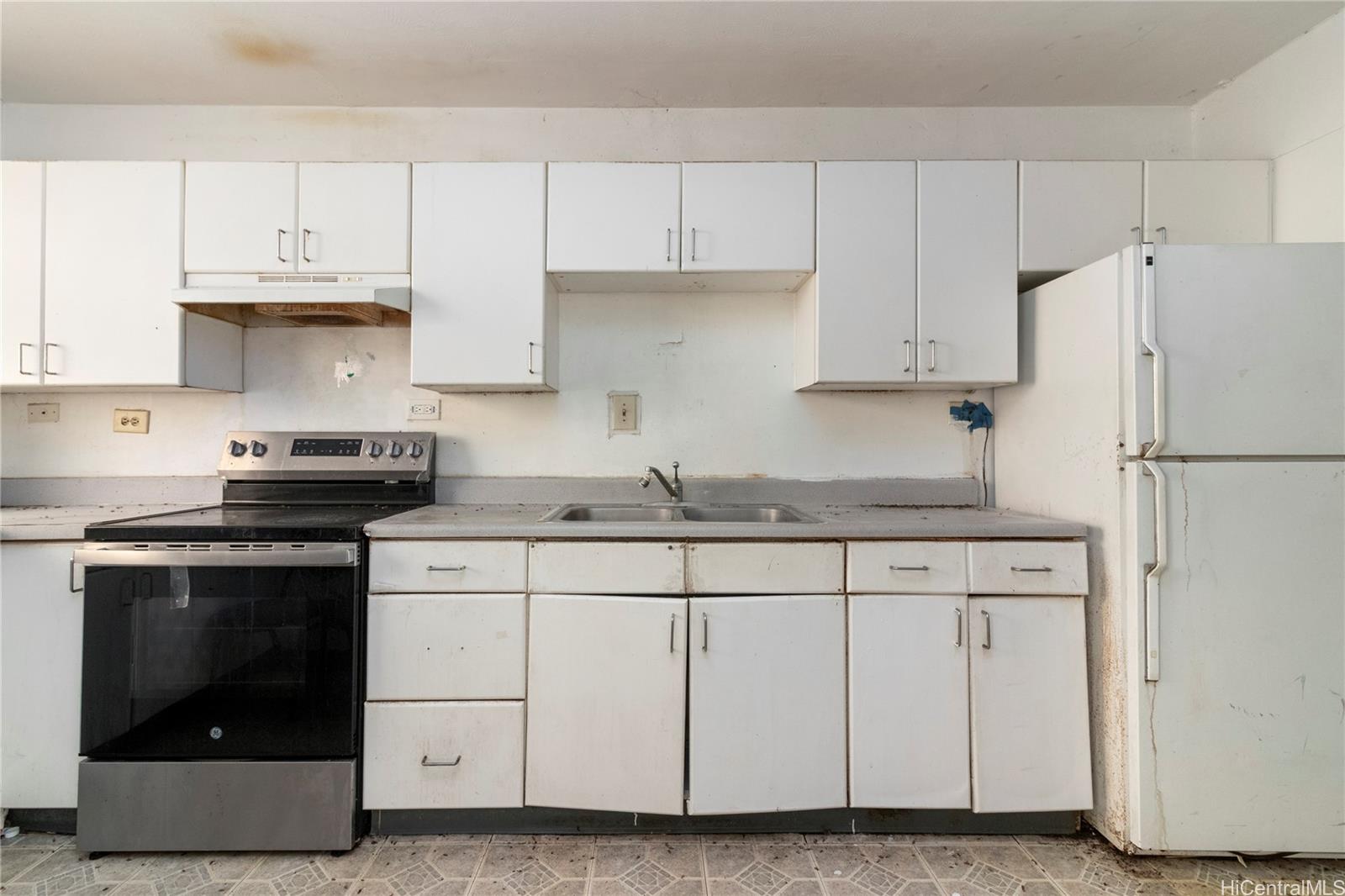 Su Casa condo # 1022, Waipahu, Hawaii - photo 3 of 11