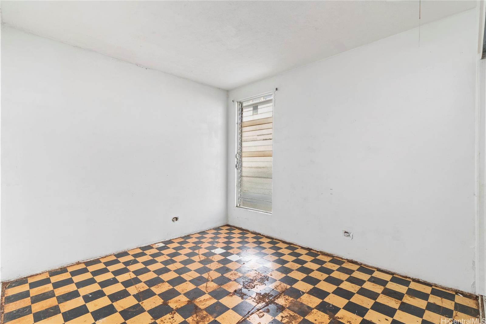 Su Casa condo # 1022, Waipahu, Hawaii - photo 4 of 11