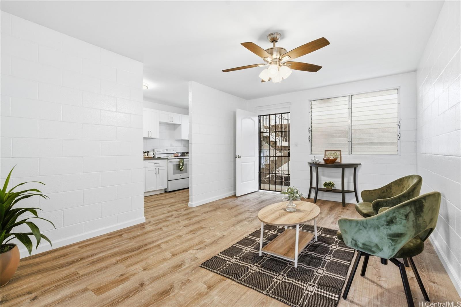 Su Casa condo # 2003, Waipahu, Hawaii - photo 6 of 20