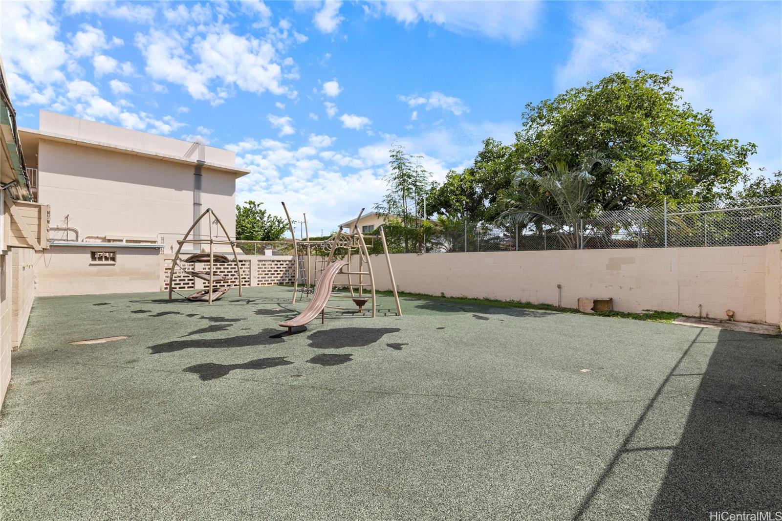 Su Casa condo # 239, Waipahu, Hawaii - photo 12 of 12