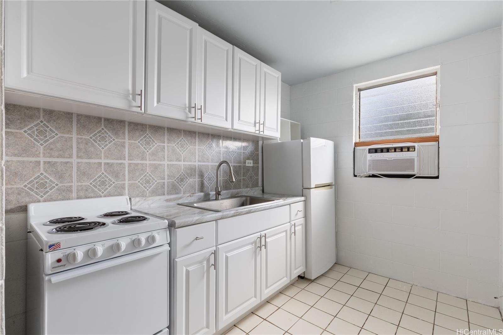 Su Casa condo # 239, Waipahu, Hawaii - photo 5 of 12