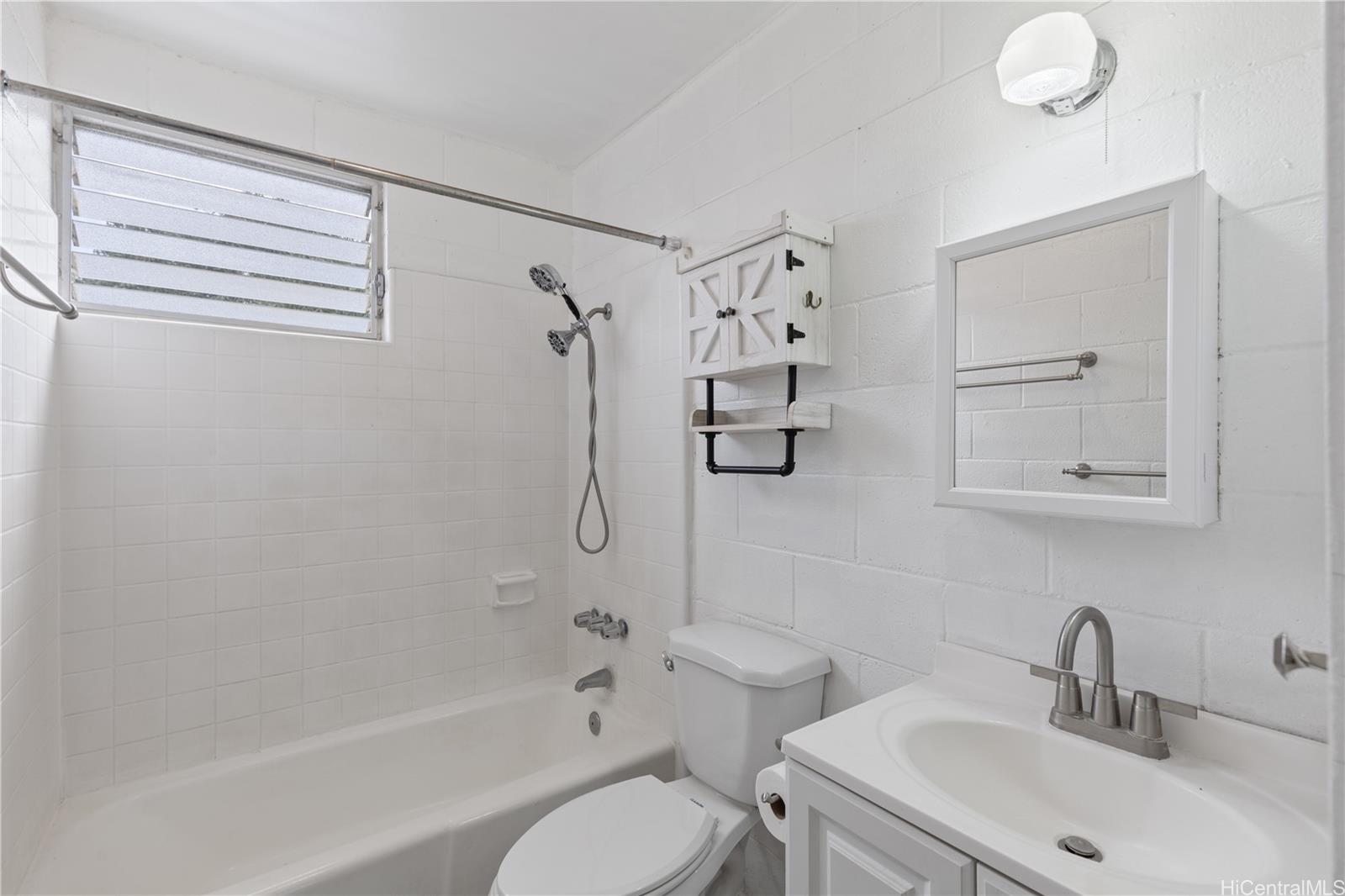 Su Casa condo # 239, Waipahu, Hawaii - photo 6 of 12