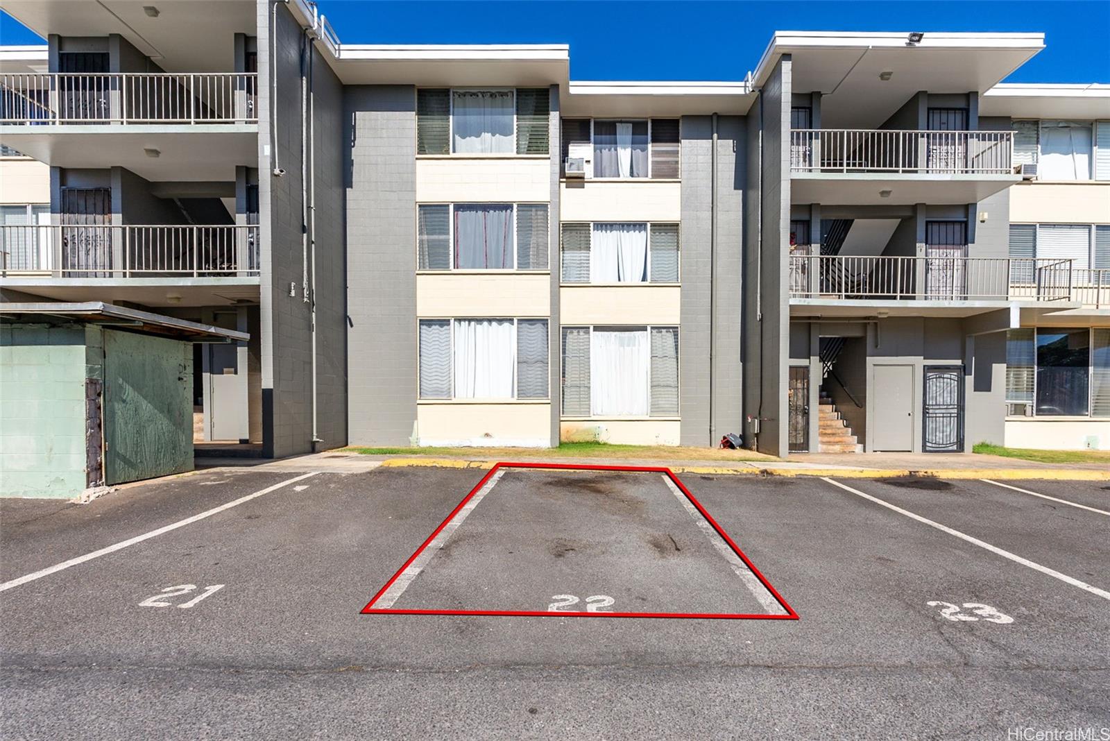 Leolua Regent condo # E306, Waipahu, Hawaii - photo 19 of 20