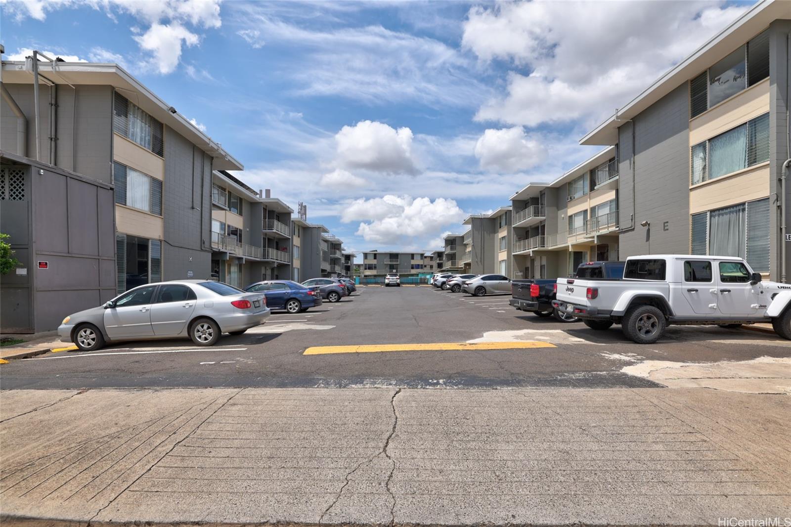 Leolua Regent condo # G/324, Waipahu, Hawaii - photo 18 of 23