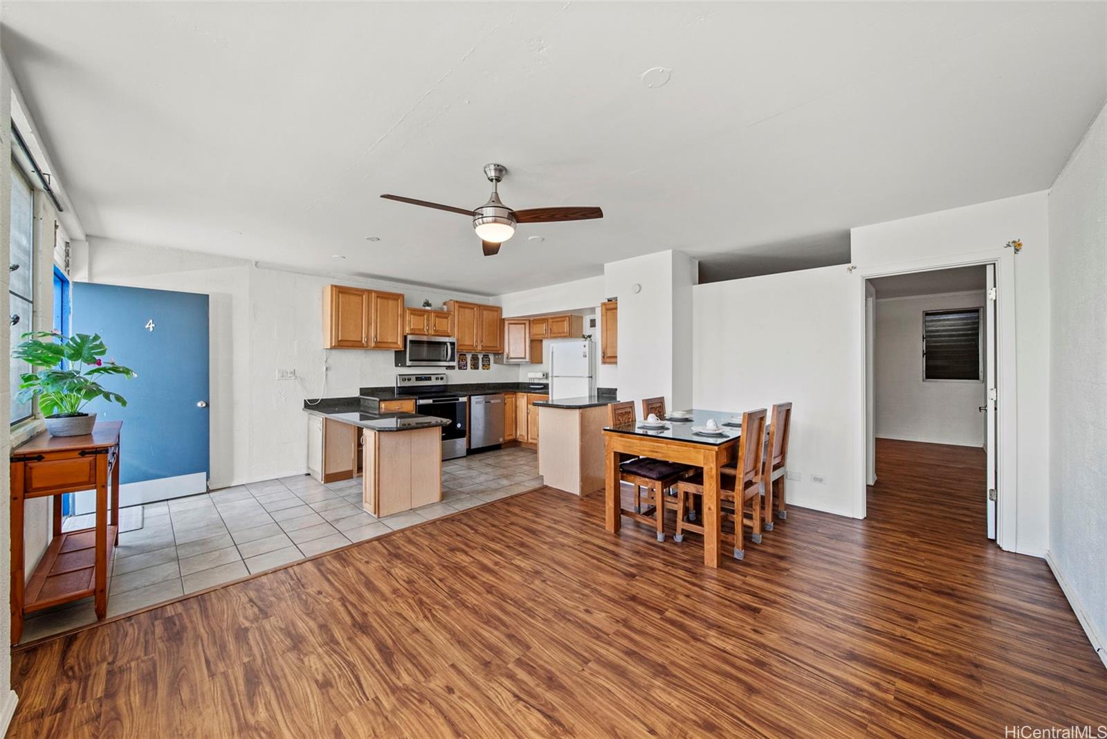 Plantation View Hale condo # B4, Waipahu, Hawaii - photo 6 of 14