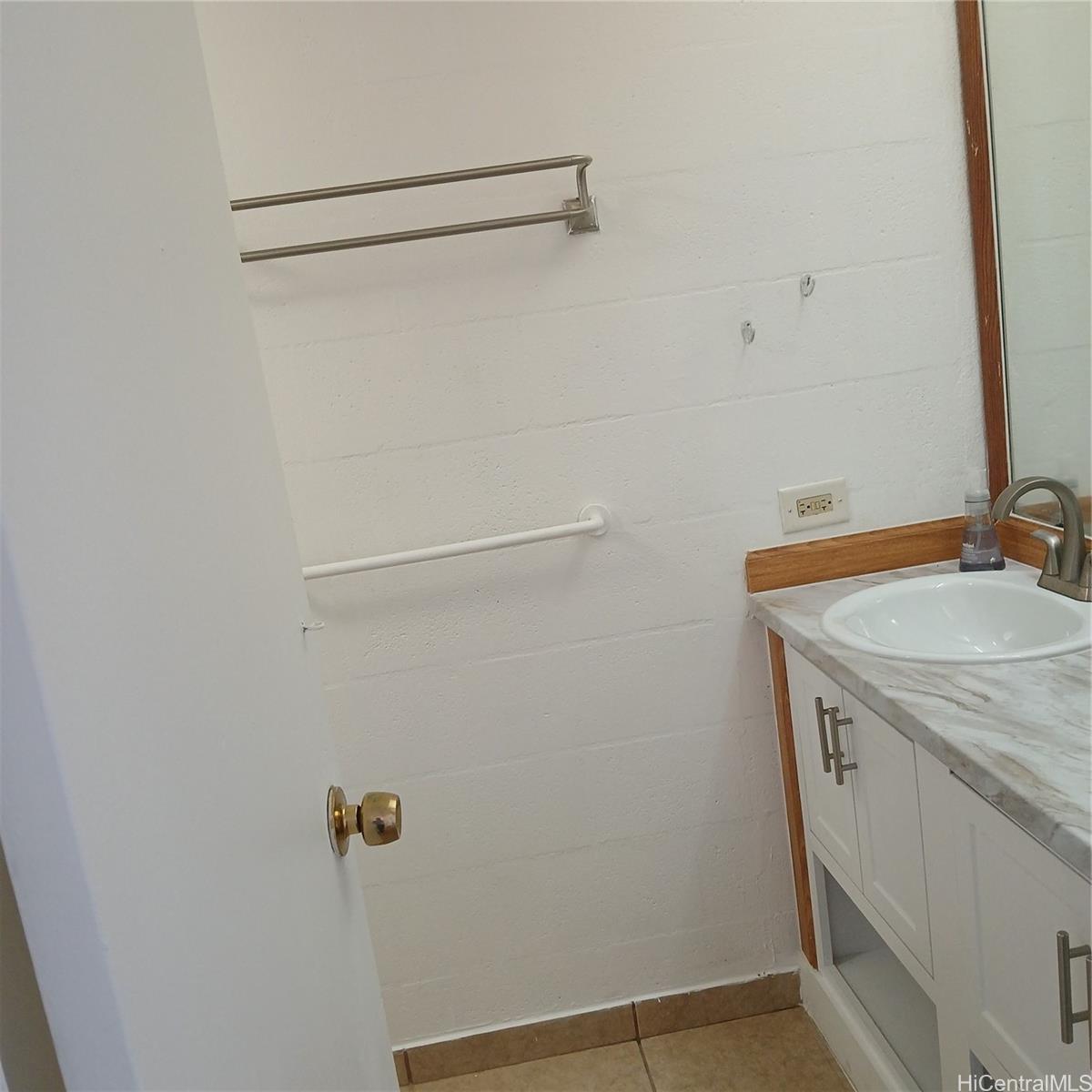 Plantation View Hale condo # C317, Waipahu, Hawaii - photo 5 of 12