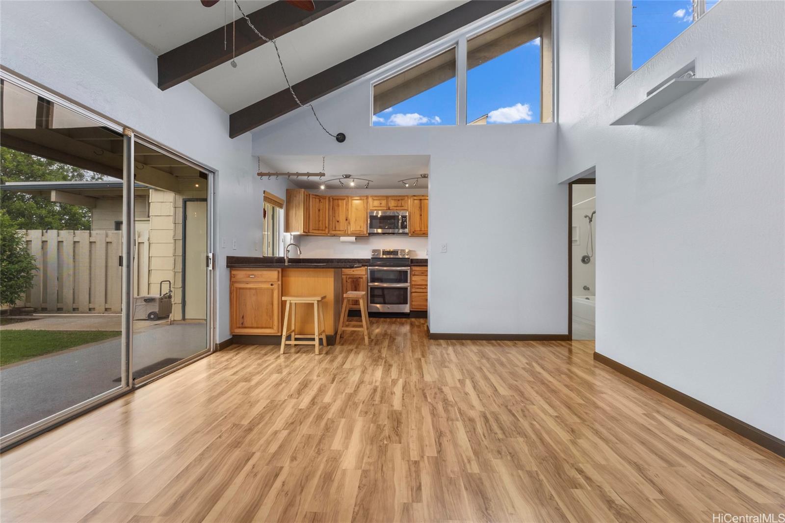 Mililani Town townhouse # 155, Mililani, Hawaii - photo 4 of 19