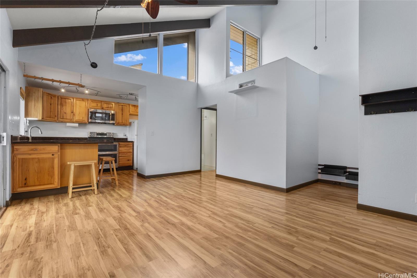 Mililani Town townhouse # 155, Mililani, Hawaii - photo 5 of 19