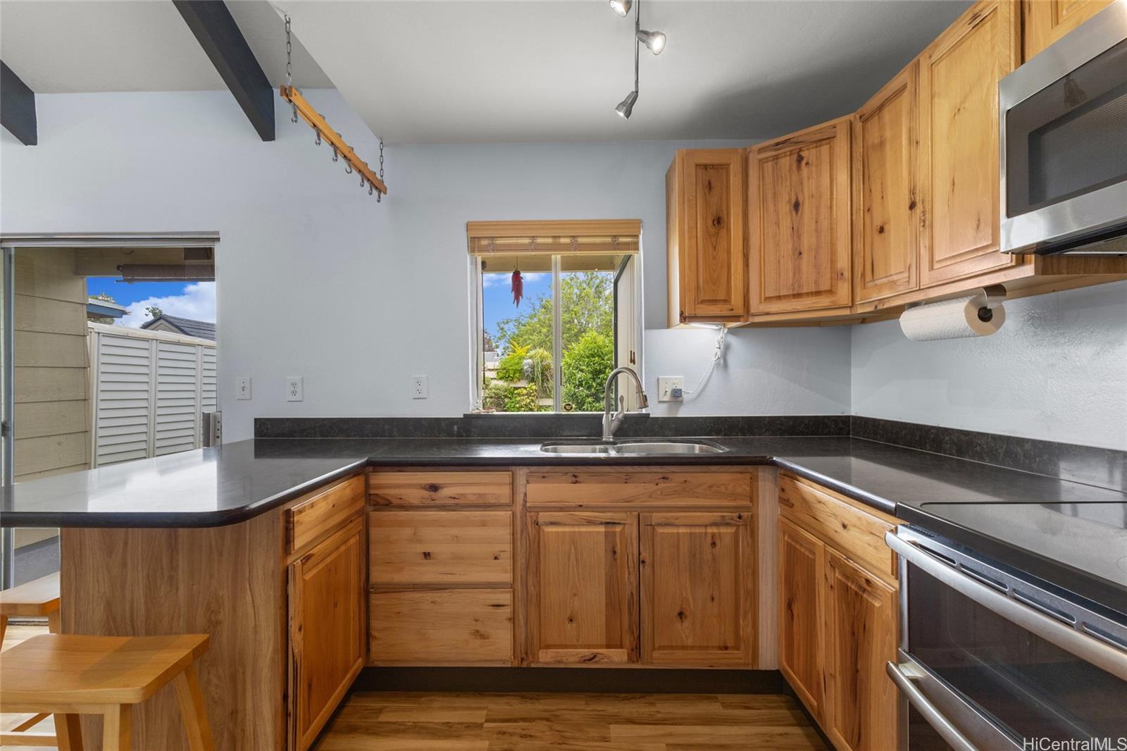 Mililani Town townhouse # 155, Mililani, Hawaii - photo 6 of 19