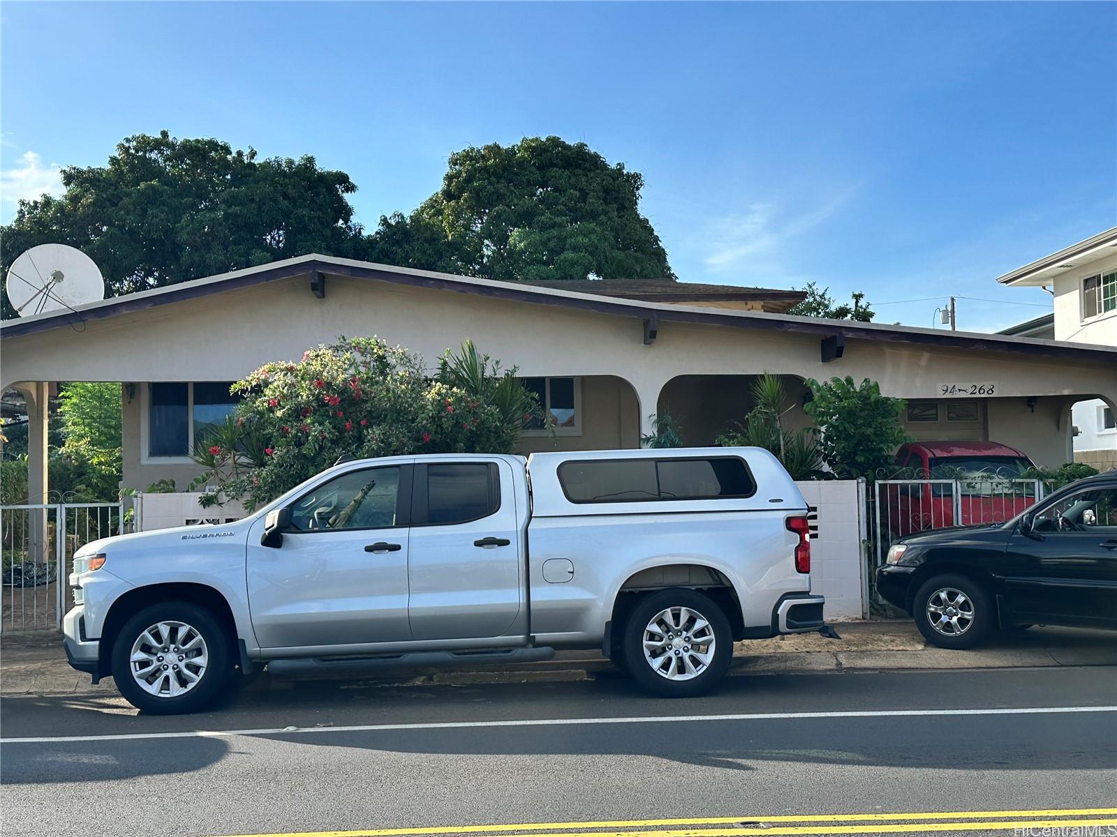 94-268  Waipahu Street Robinson Heights, Waipahu home - photo 4 of 4