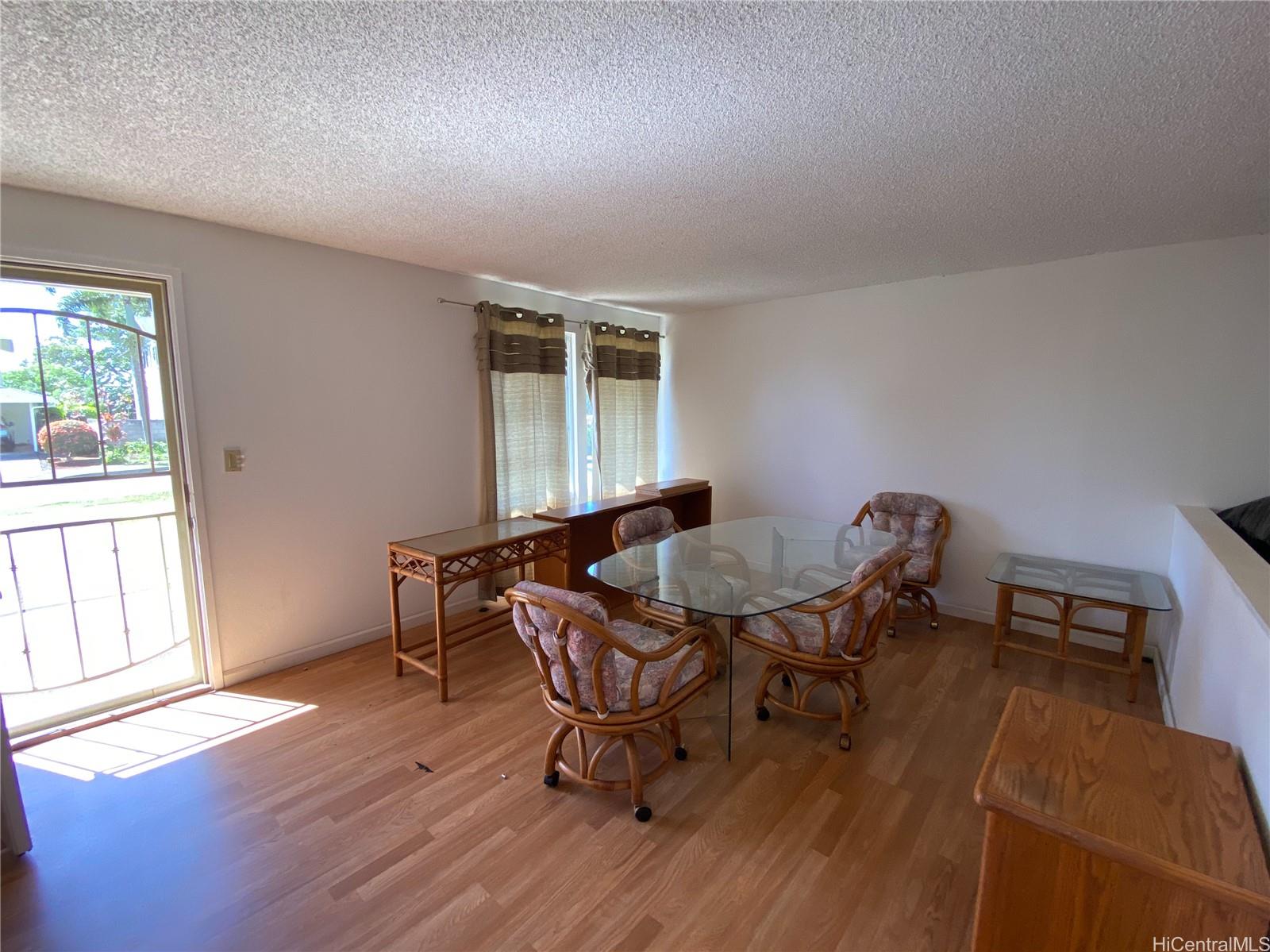 94-30  Mahau Pl Mililani Area, Central home - photo 7 of 17