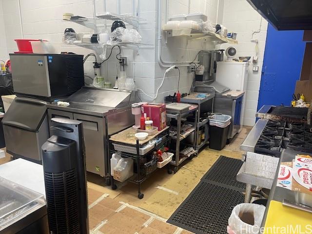 94-300 Farrington Hwy Waipahu-lower  - photo 6 of 6